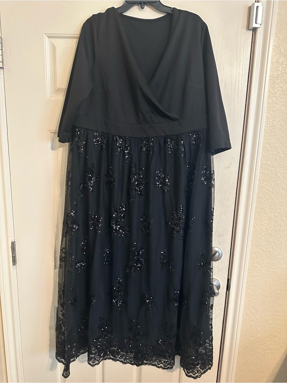 Black Sequin Embellished V-Neck Evening Dress